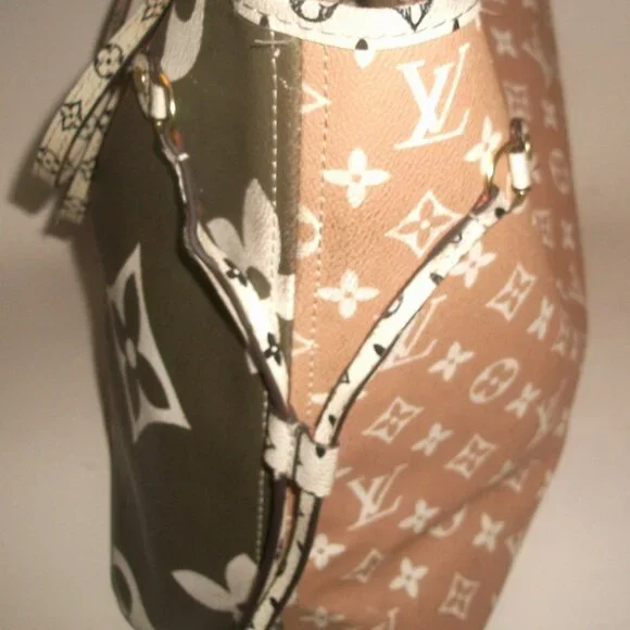 Huge PVC Shoulder Tote in Style of Monogram Shoulder Tote NOT Louis Vuitton - Picture 10 of 11